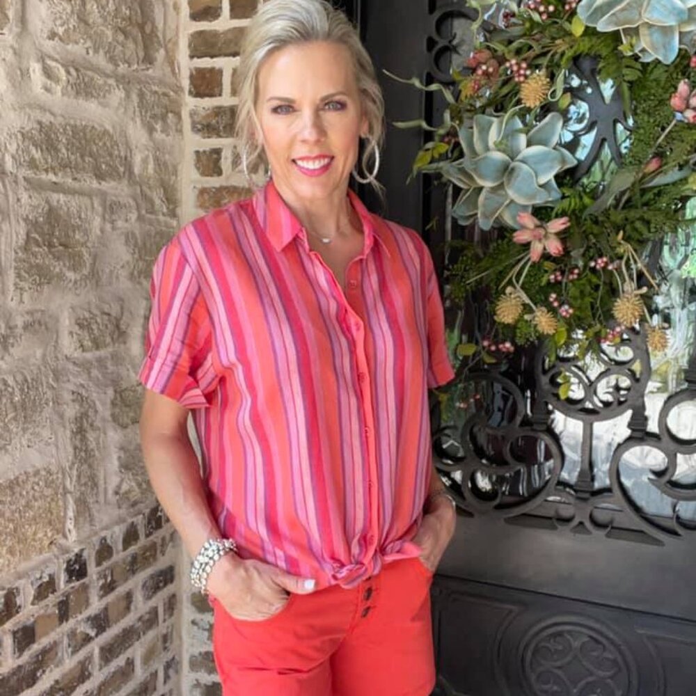 Cabi 5977 Tickled Pink Blouse Spring 2021 Small Euc
